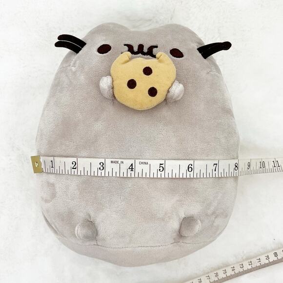 Gund Pusheen Plush Cat with Cookie Gray 9” - Picture 7 of 7